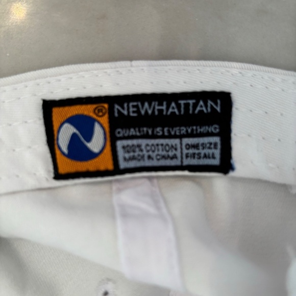 Brandy Melville Peachy Ballcap - Picture 3 of 3